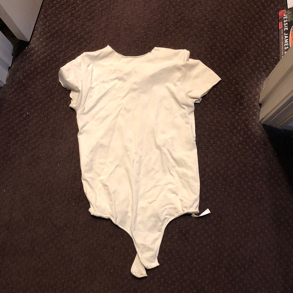 SKIMS essential T-shirt bodysuit